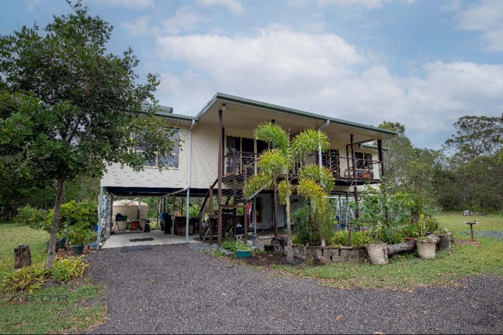 16 CHERWELL CRESCENT, PACIFIC HAVEN, QLD 4659