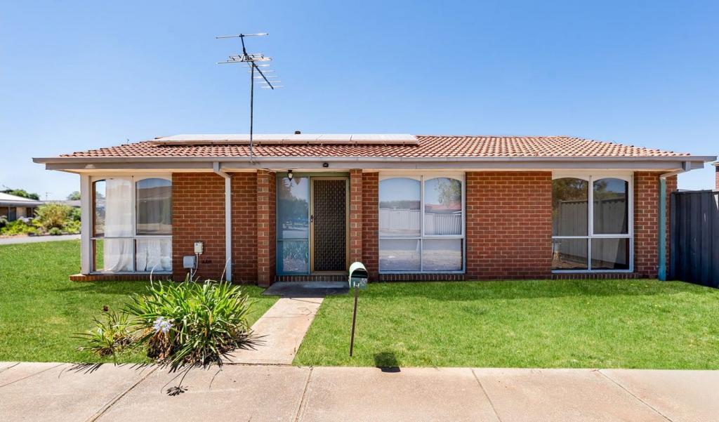 14 Simon Ct, Brookfield, VIC 3338