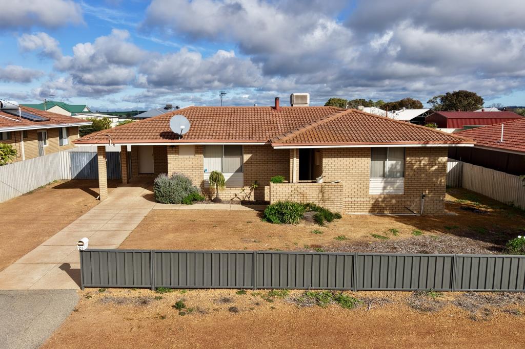 21 Dall St, Quairading, WA 6383