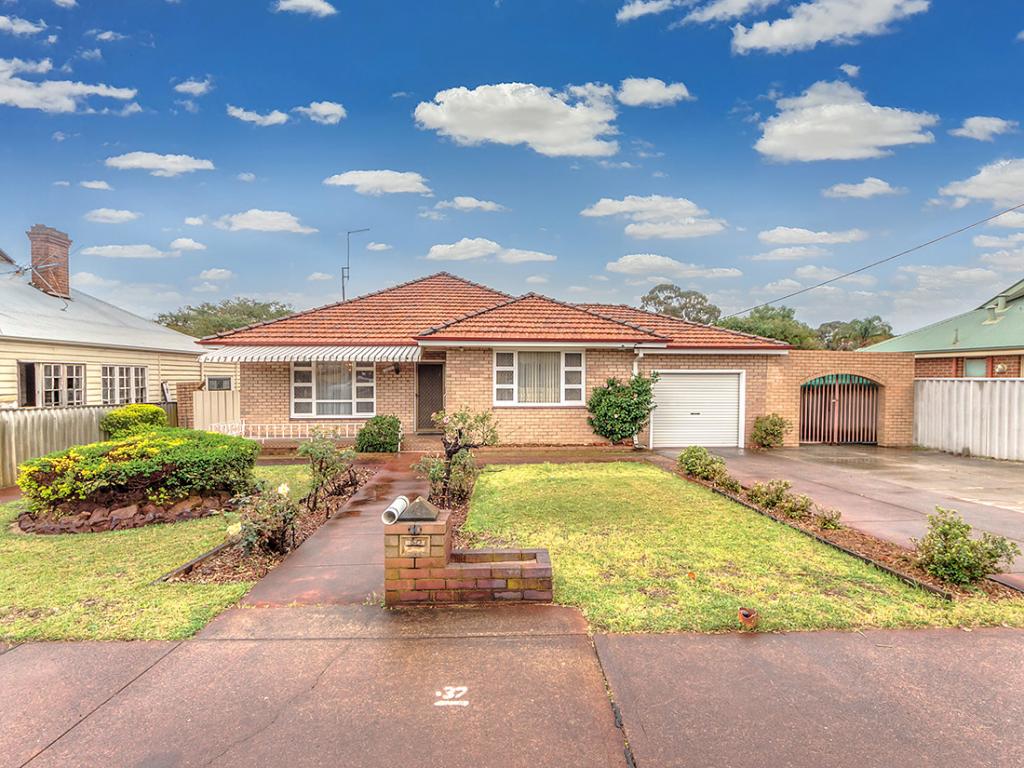 60 Railway Pde, Bayswater, WA 6053