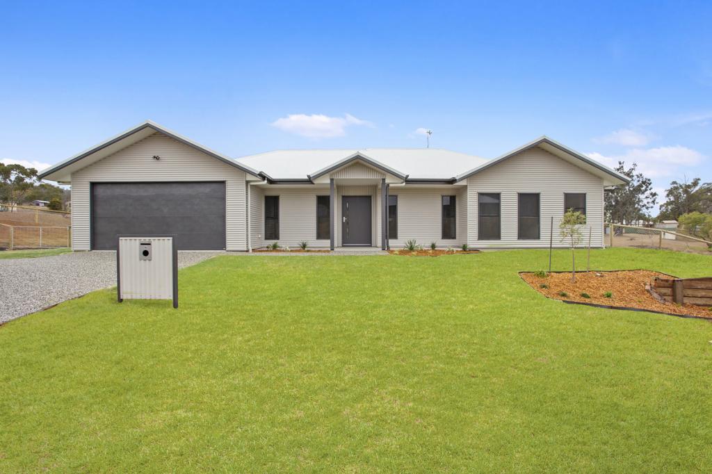 6 Bottle Tree Ct, Withcott, QLD 4352