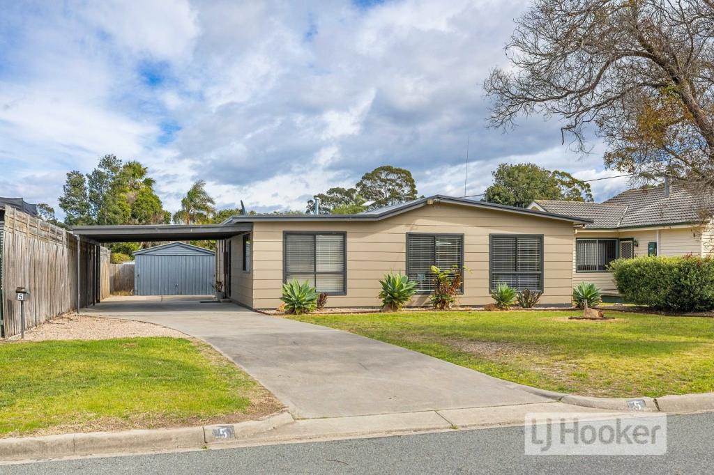5 Vaughan St, Paynesville, VIC 3880