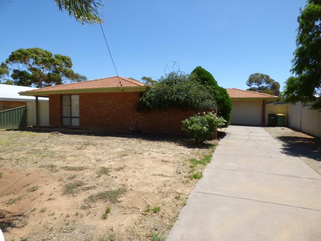 Contact Agent For Address, Merredin, WA 6415