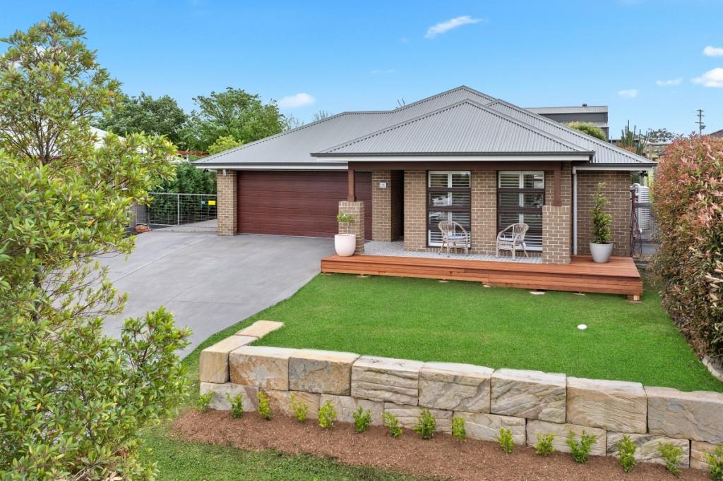 48 Cockatoo Rdge, Aberglasslyn, NSW 2320