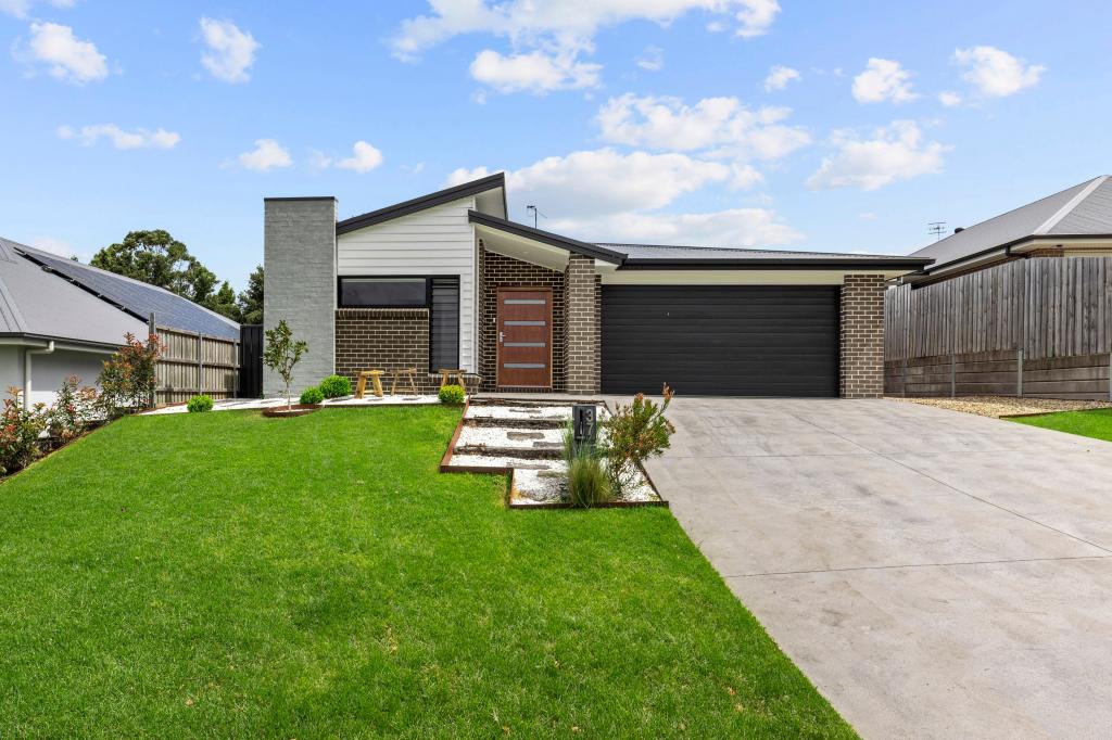 37 Parker Cres, Berry, NSW 2535