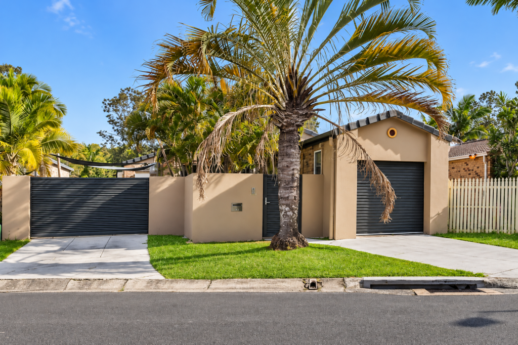17 River Oak Dr, Helensvale, QLD 4212