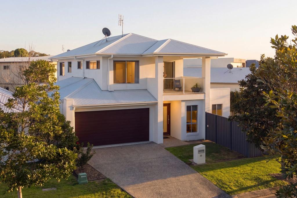 38 Waterway Dr, Birtinya, QLD 4575