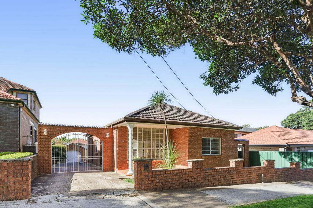 18 Crieff St, Ashbury, NSW 2193