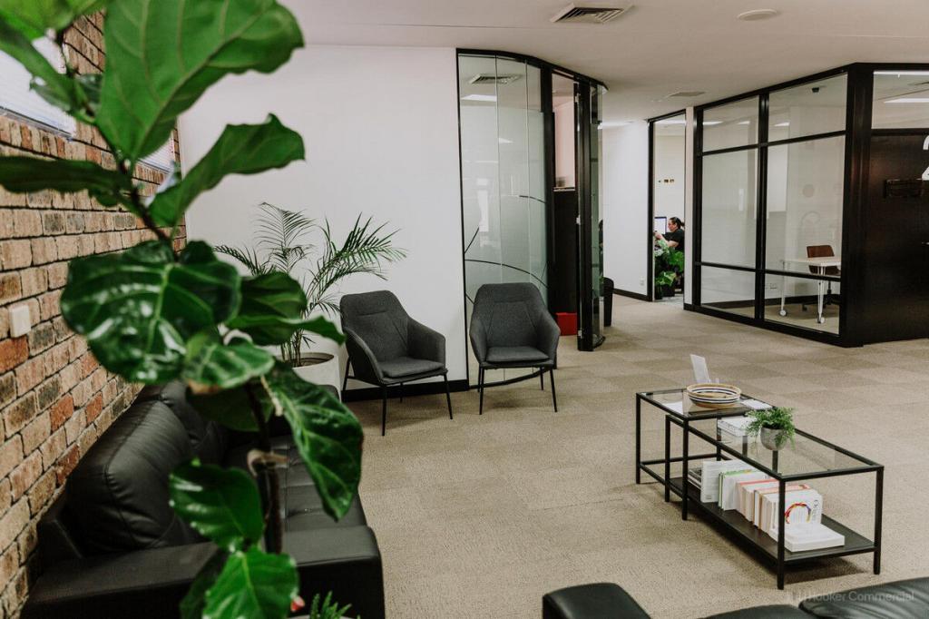 39 Hawthorne St, Roma, QLD 4455