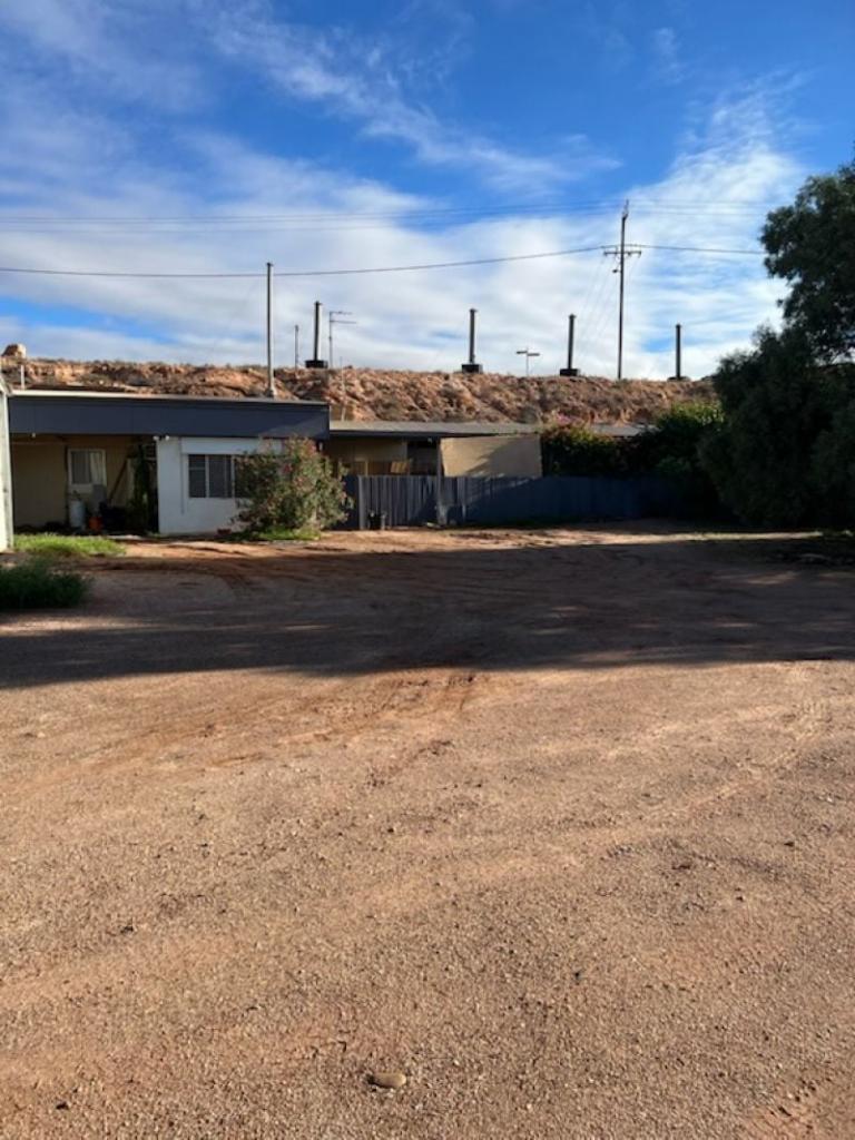 665 Paxton Rd, Coober Pedy, SA 5723