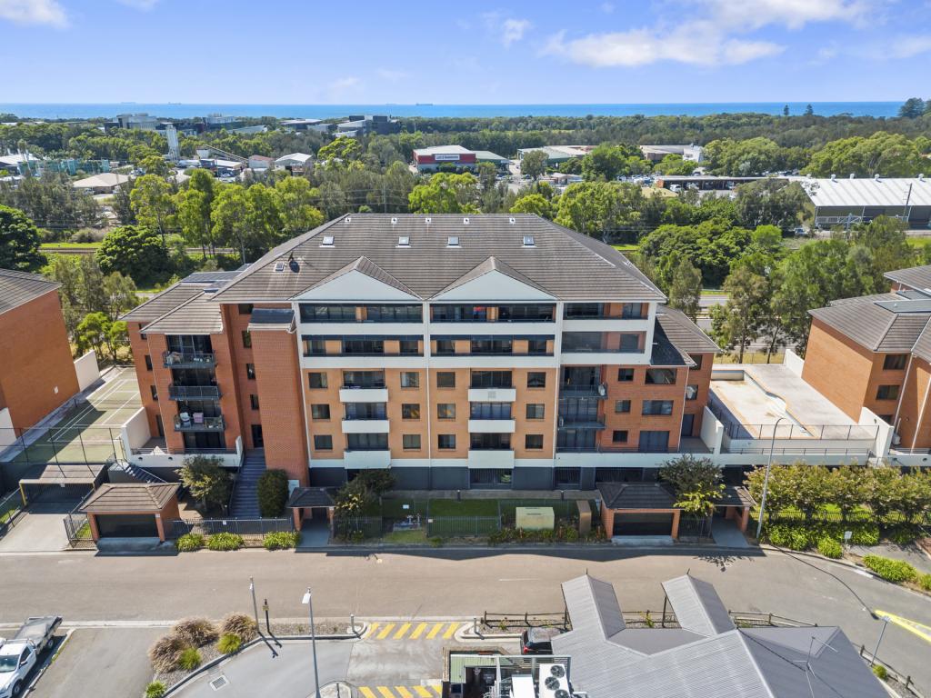 82/214-220 Princes Hwy, Fairy Meadow, NSW 2519