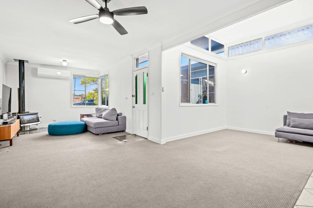 107 Trafalgar Ave, Umina Beach, NSW 2257