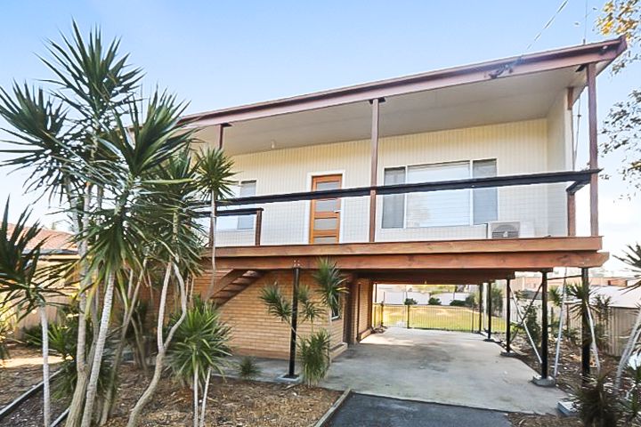 53 Kerry Cres, Berkeley Vale, NSW 2261