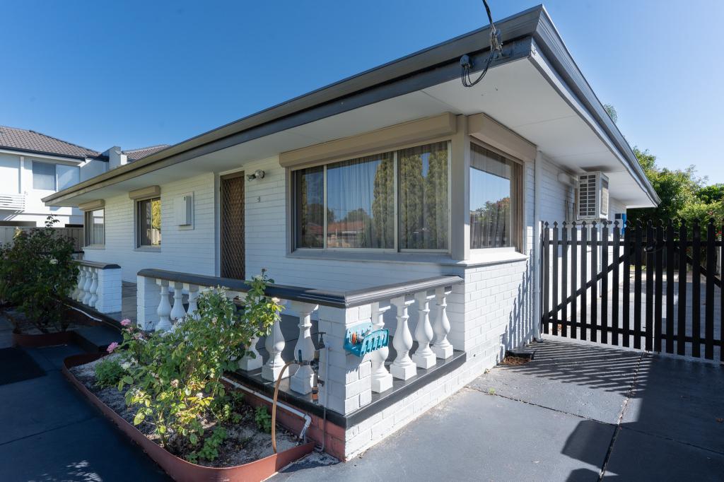 128 Arlunya Ave, Cloverdale, WA 6105