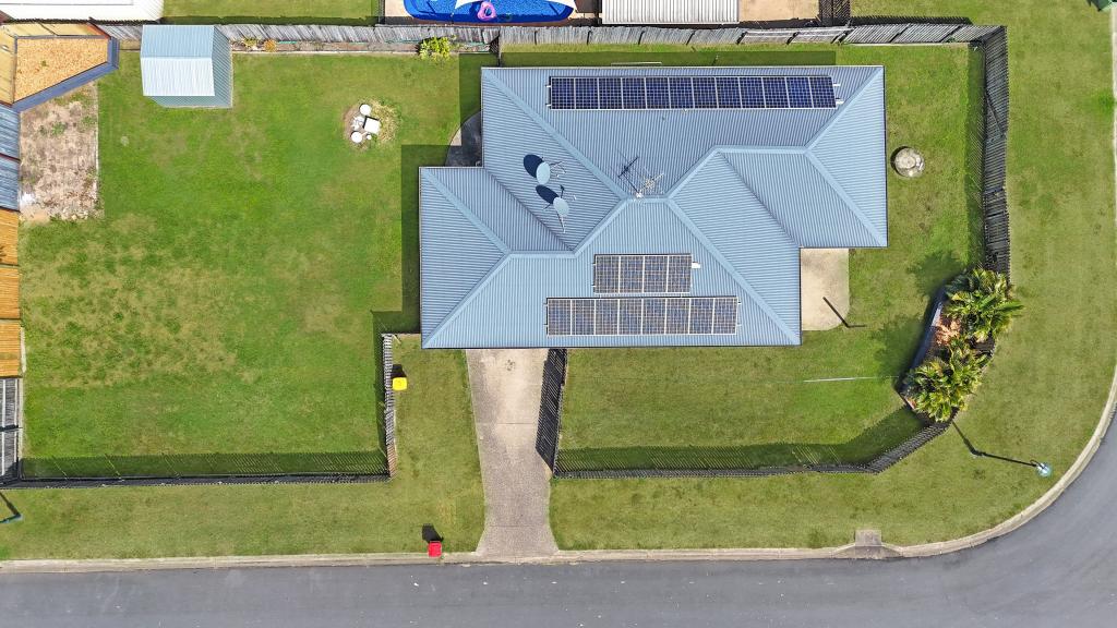 6 Leonie Ct, Armstrong Beach, QLD 4737