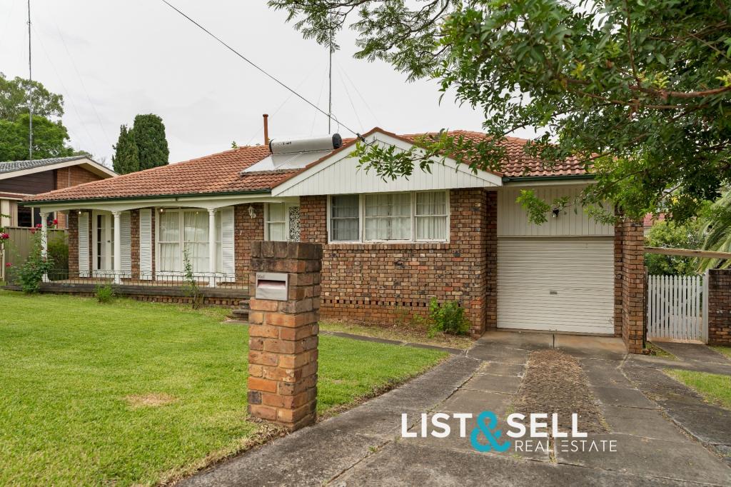 7 Donaldson St, Bradbury, NSW 2560