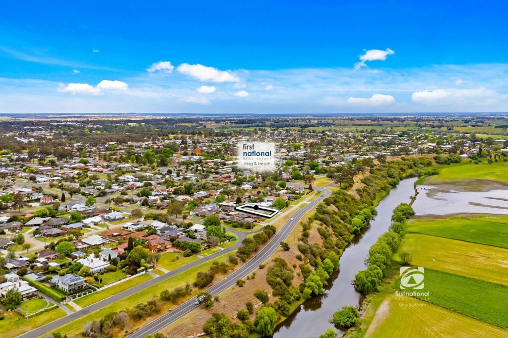 25 Williams Pde, Bairnsdale, VIC 3875