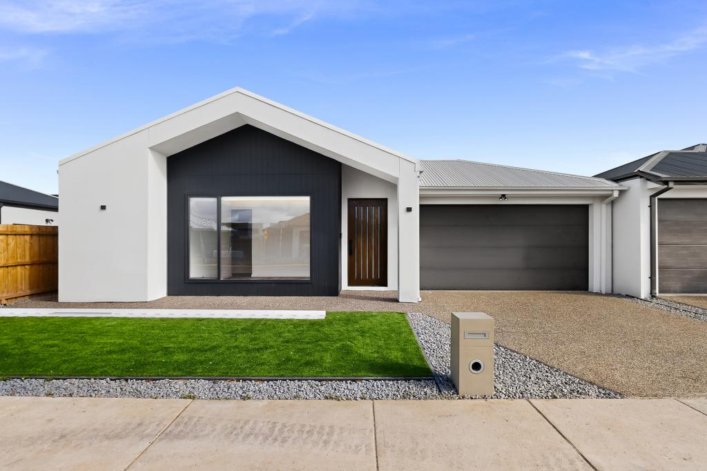 3 Nectarine St, Thornhill Park, VIC 3335