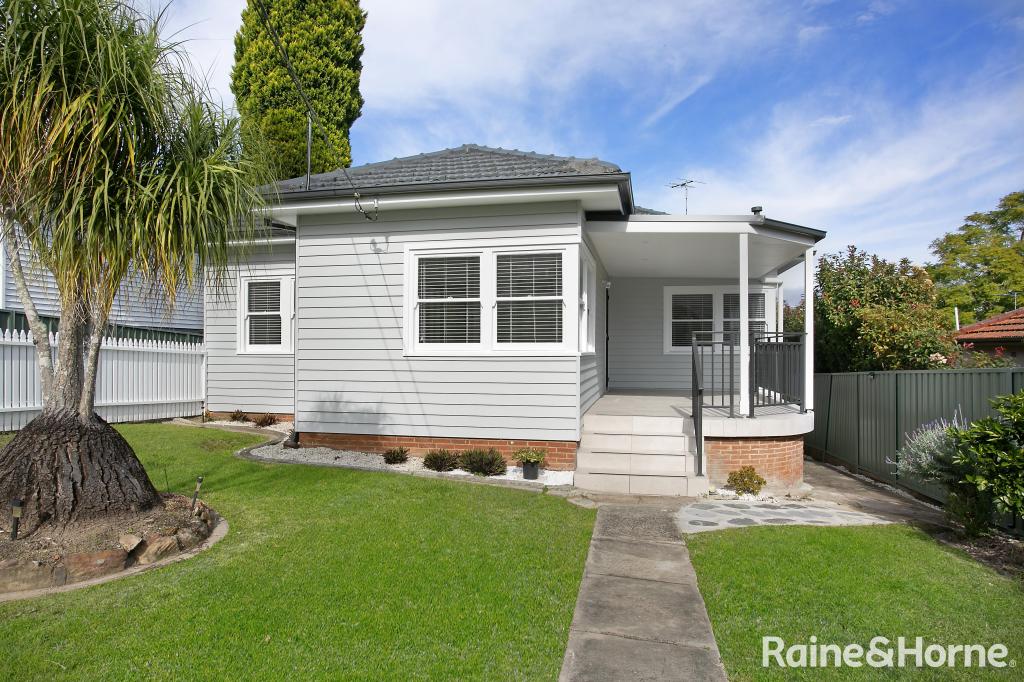 23 Clarinda St, Hornsby, NSW 2077