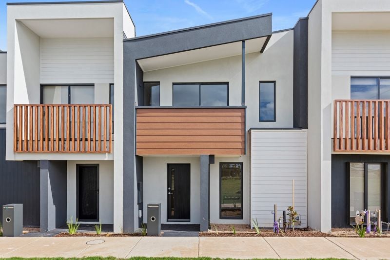 9 Geraldine Walk, Wyndham Vale, VIC 3024