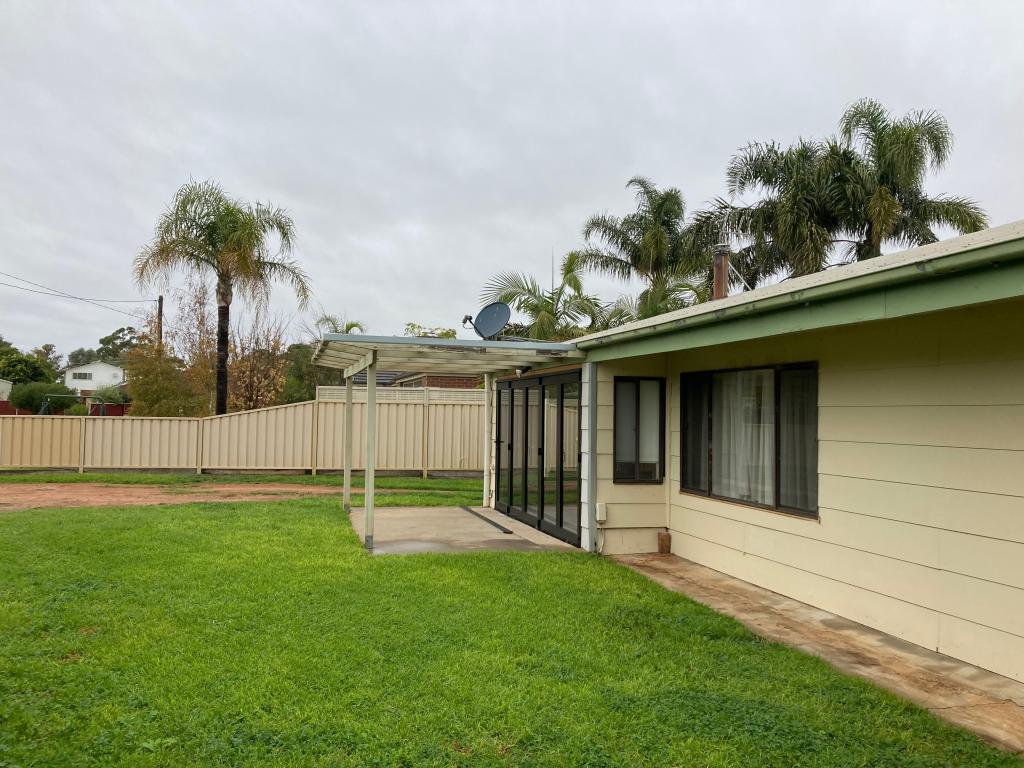 5 Wycombe Ct, Lake Boga, VIC 3584