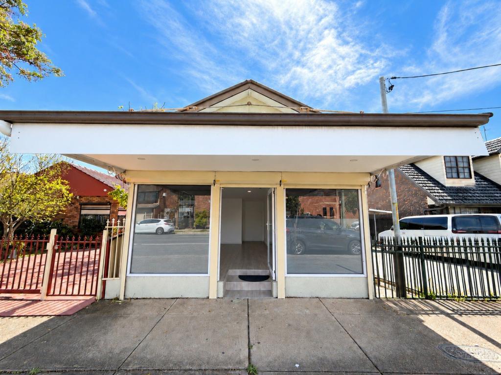 25 St John Rd, Canley Heights, NSW 2166