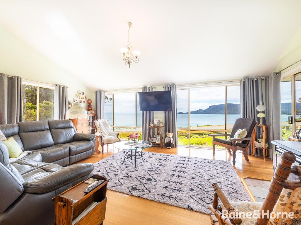 28 SERENA RD, ADVENTURE BAY, TAS 7150