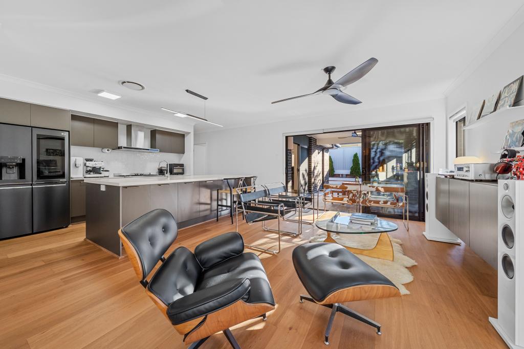 6 Jonas Cct, Holmview, QLD 4207
