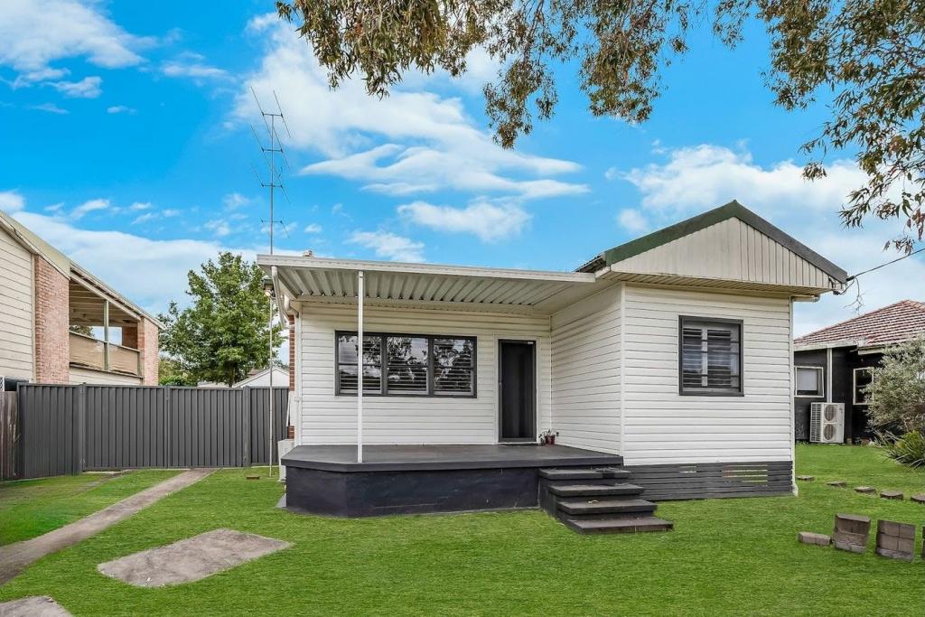 95 Marks Rd, Gorokan, NSW 2263