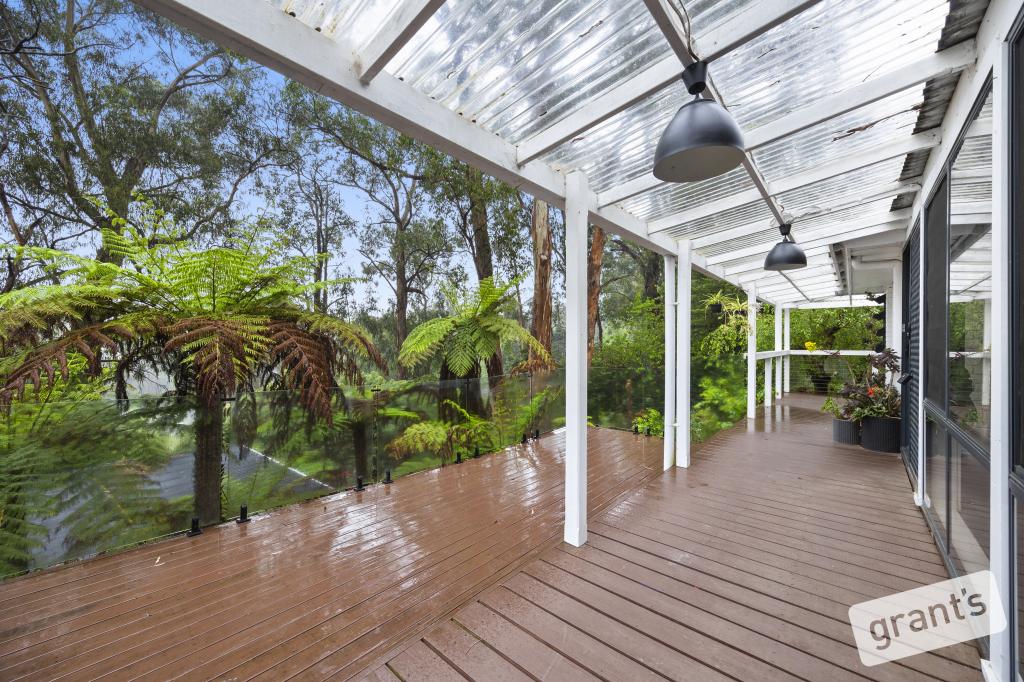 42 Alexander Ave, Upwey, VIC 3158