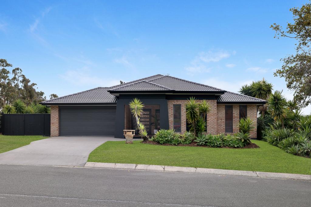 13 Neri Cres, Arundel, QLD 4214