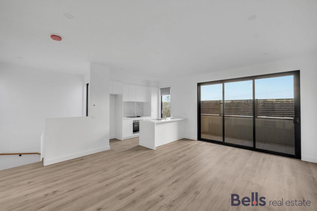 2/31 WILLATON ST, ST ALBANS, VIC 3021