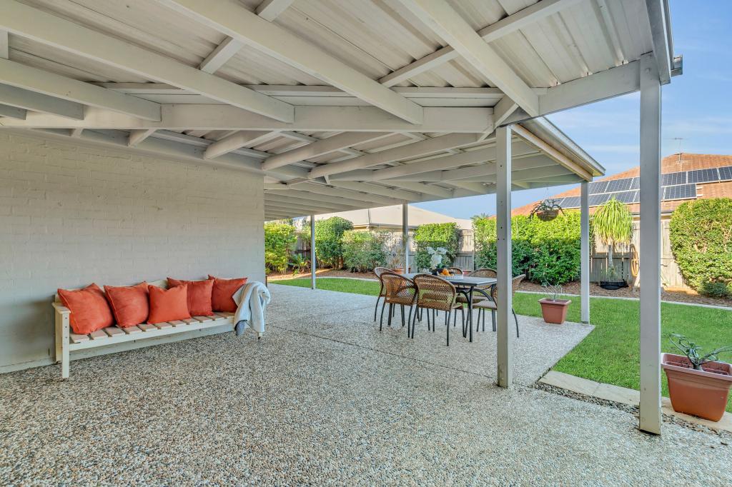 11 Thomas Macleod Ave, Sinnamon Park, QLD 4073