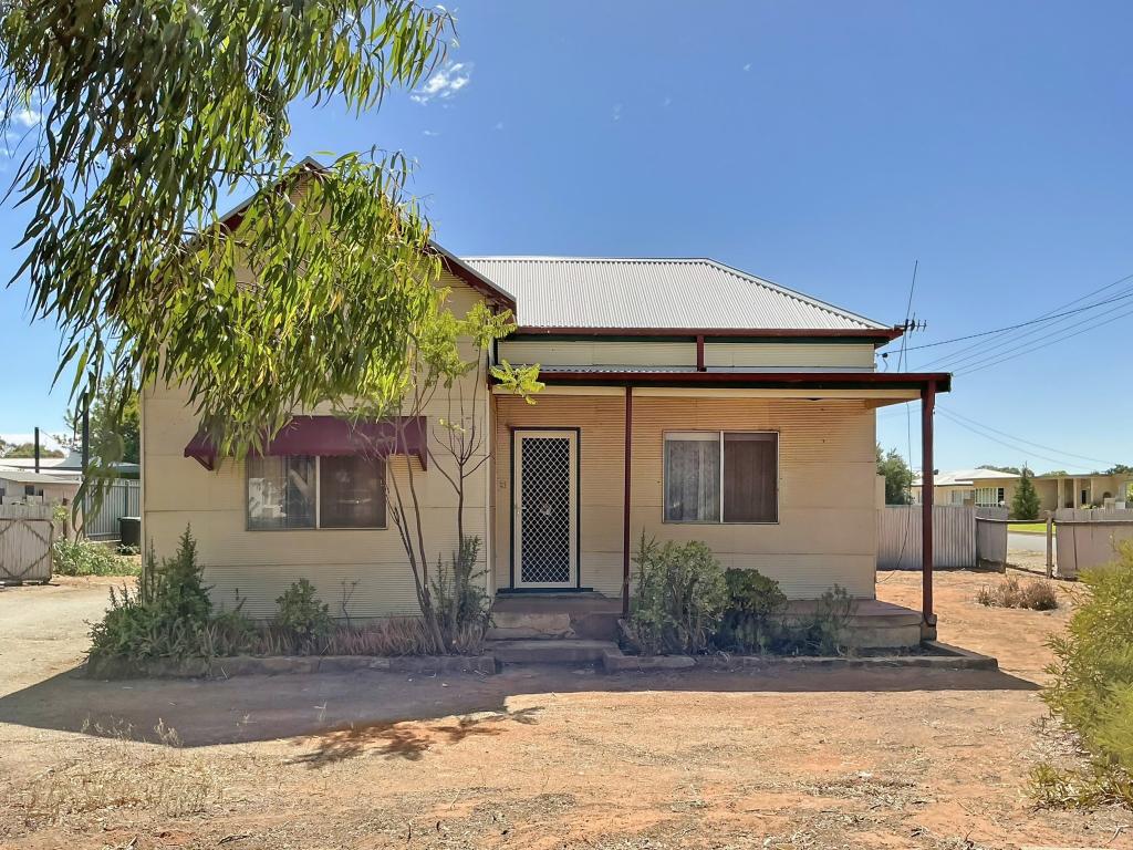 16 BONANZA ST, BROKEN HILL, NSW 2880