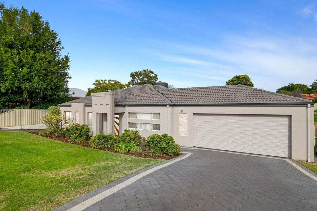 43 Clavering Rd, Bayswater, WA 6053