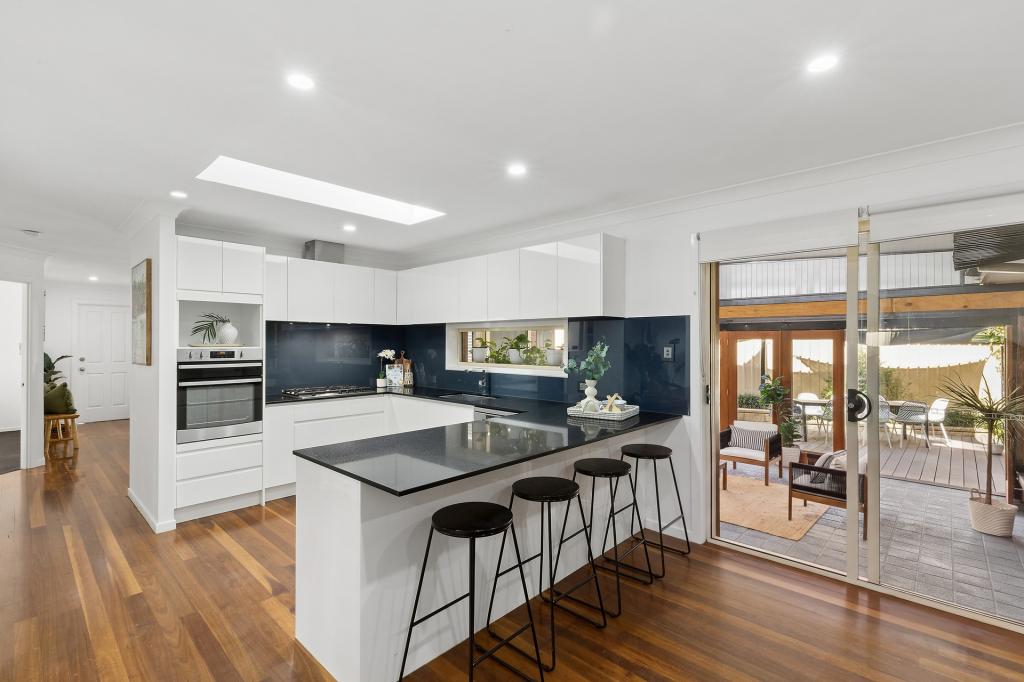 9 Meadow Rd, Springfield, NSW 2250