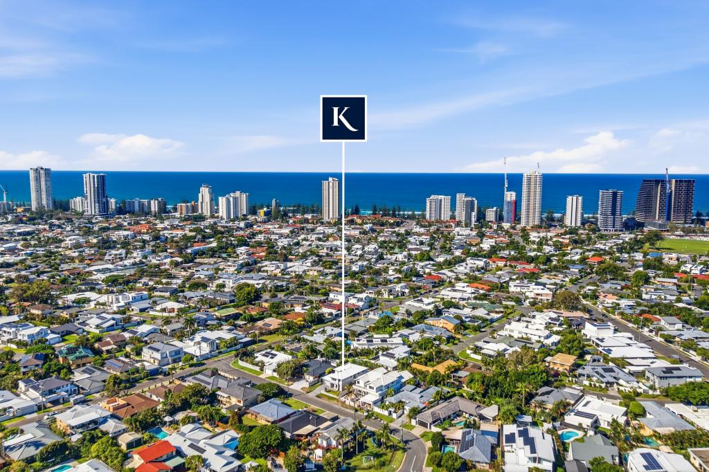 9 Skua St, Burleigh Waters, QLD 4220