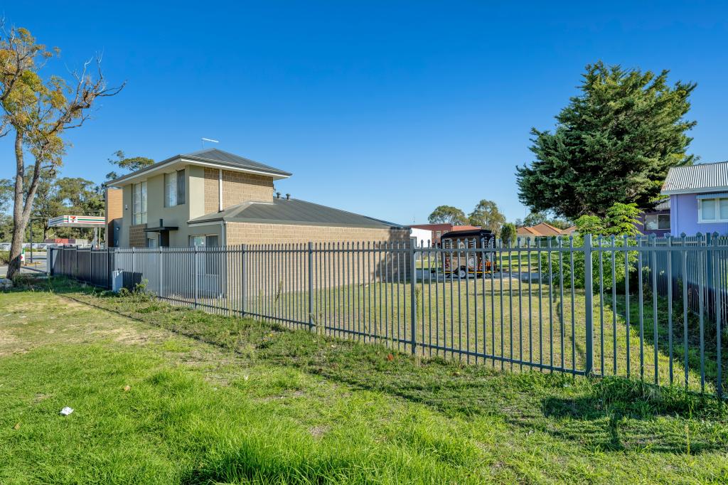 2b Parkview St, Mandurah, WA 6210