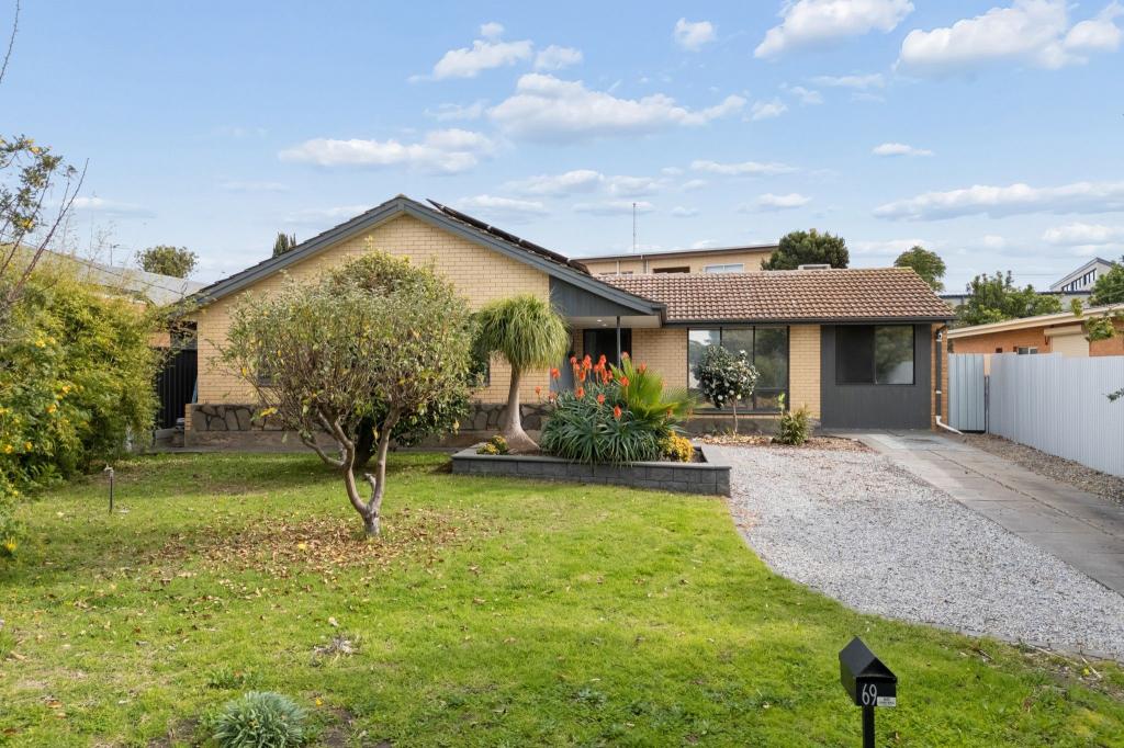 69 BOOTH AVE, MORPHETT VALE, SA 5162