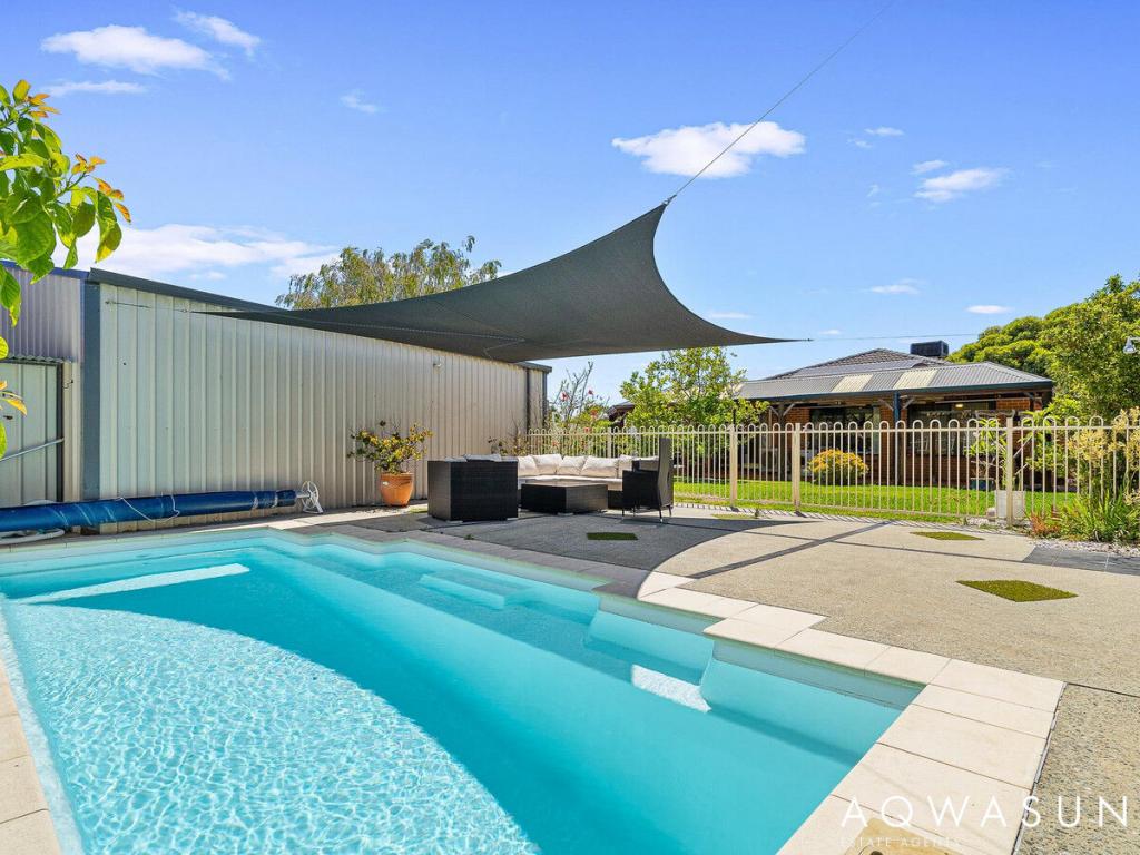 17 Mcveigh St, Singleton, WA 6175