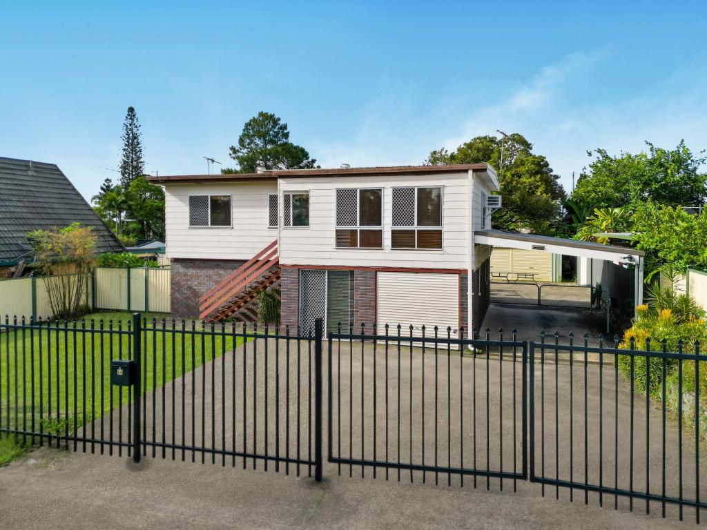 4A COACHWOOD ST, CRESTMEAD, QLD 4132