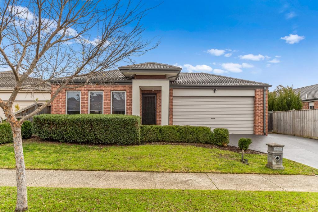11 Romina Dr, Langwarrin, VIC 3910