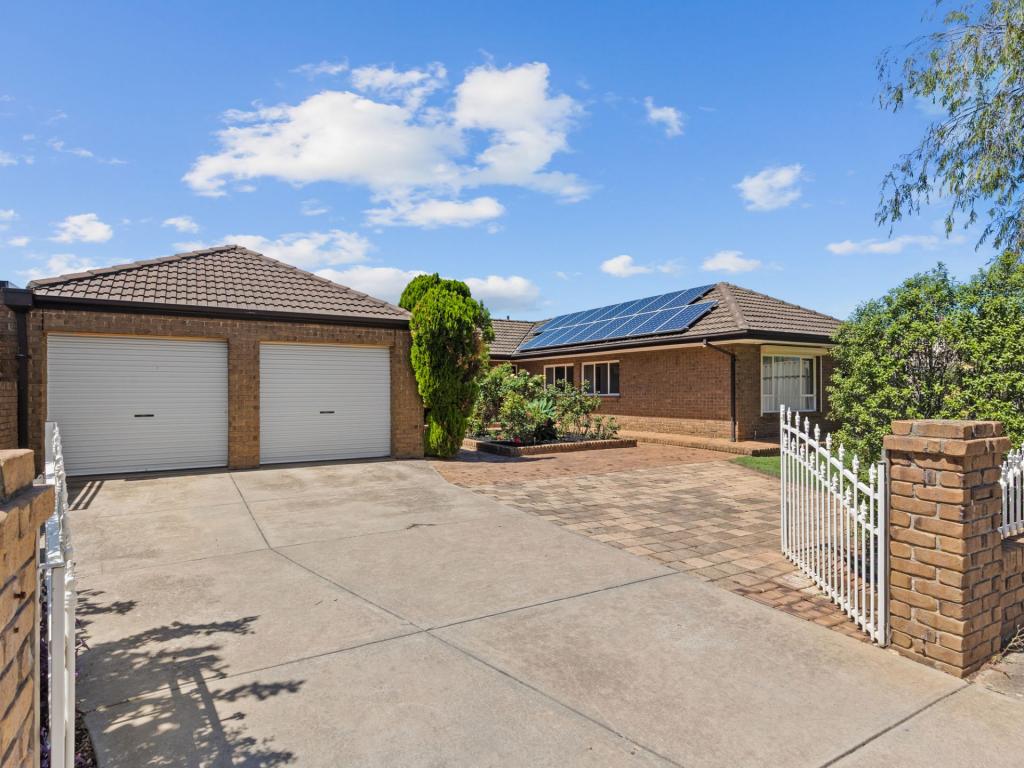 1 Finchley St, Clovelly Park, SA 5042