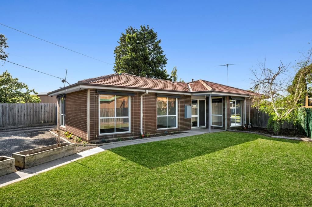 169 Solar Dr, Whittington, VIC 3219