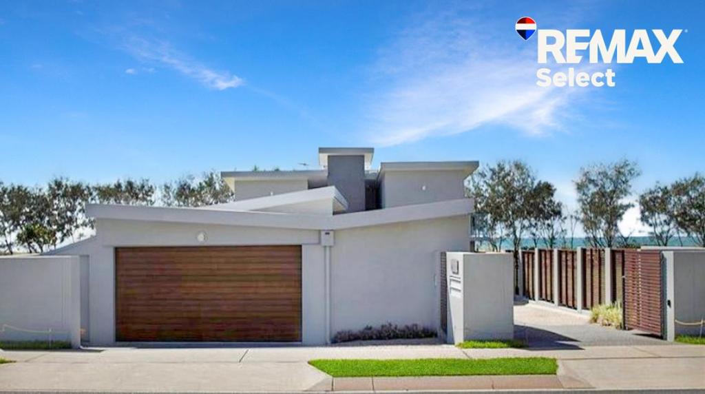 2/14 Marina Beach Pde, Mackay Harbour, QLD 4740