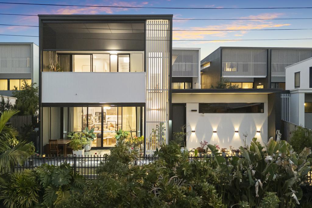 21/28 Ortive St, Tennyson, QLD 4105