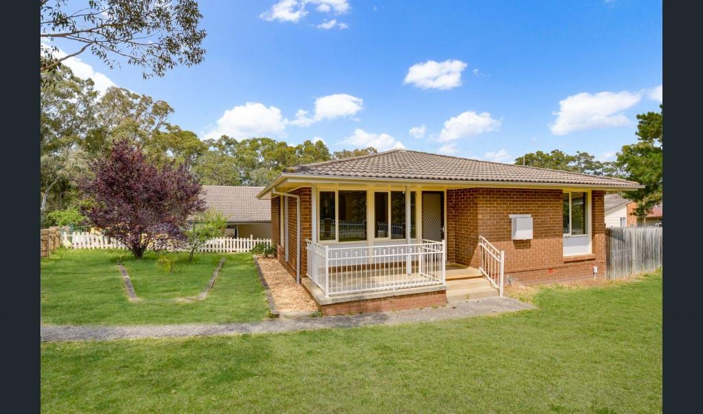 11 Boonoke Pl, Airds, NSW 2560