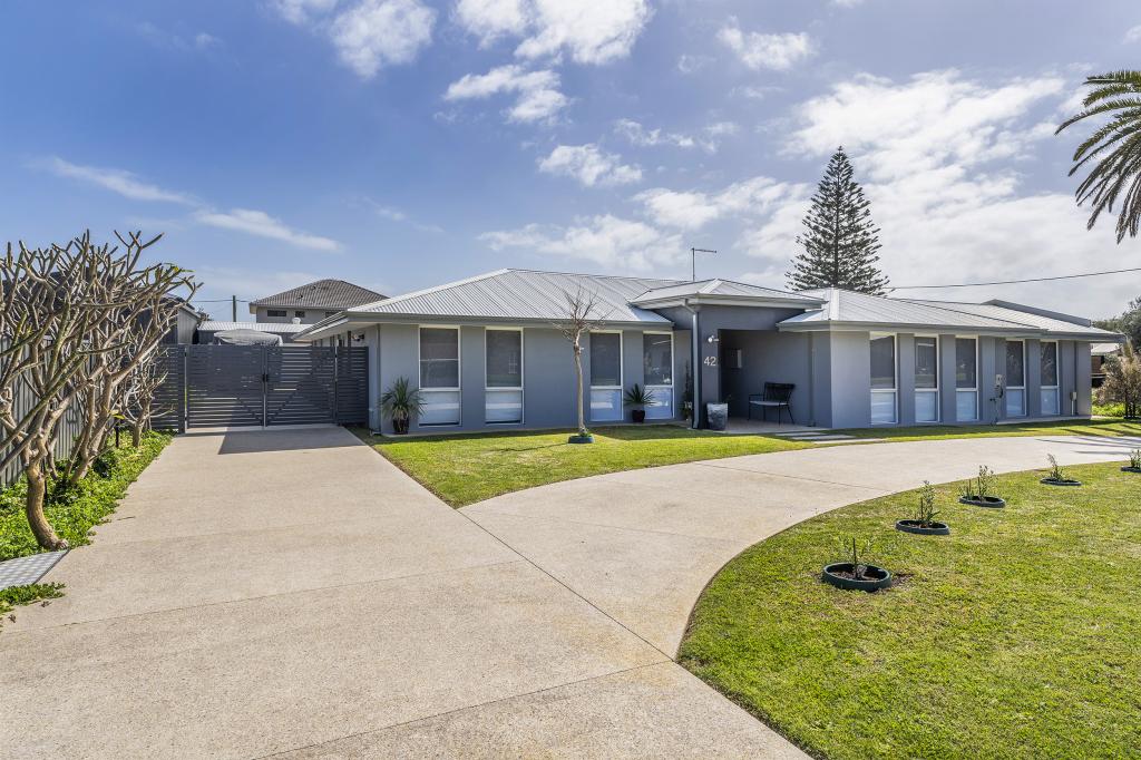 42 Hickman Rd, Silver Sands, WA 6210