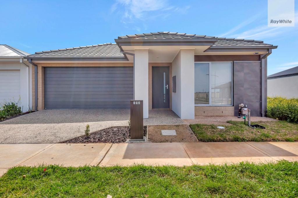 173 WHITECROSS DR, THORNHILL PARK, VIC 3335