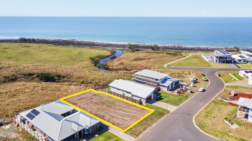 8 Sea Pearl Dr, Elliott Heads, QLD 4670